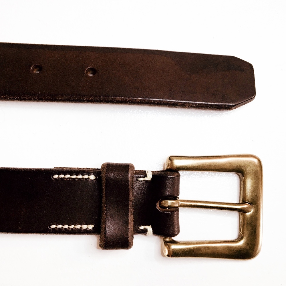 GAP ITALIAN LEATHER BRASS BUCKLE BELT - Picture 3 of 9